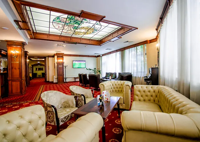 Hotel Golden House