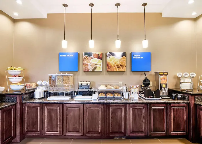 Comfort Inn & Suites - Independence