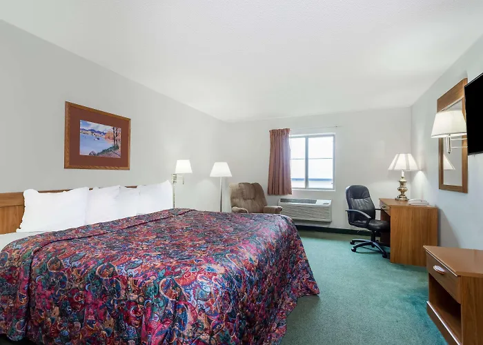 Days Inn By Wyndham Manchester