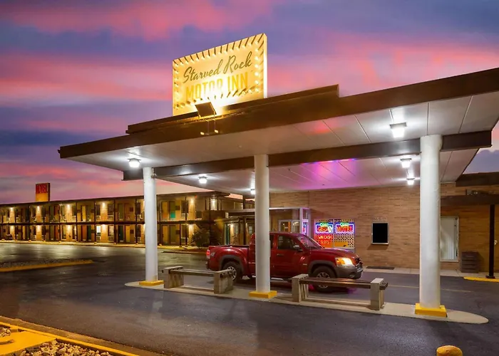 Starved Rock Motor Inn
