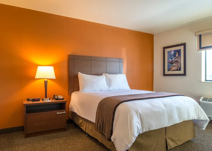 My Place Hotel-Marquette, Mi