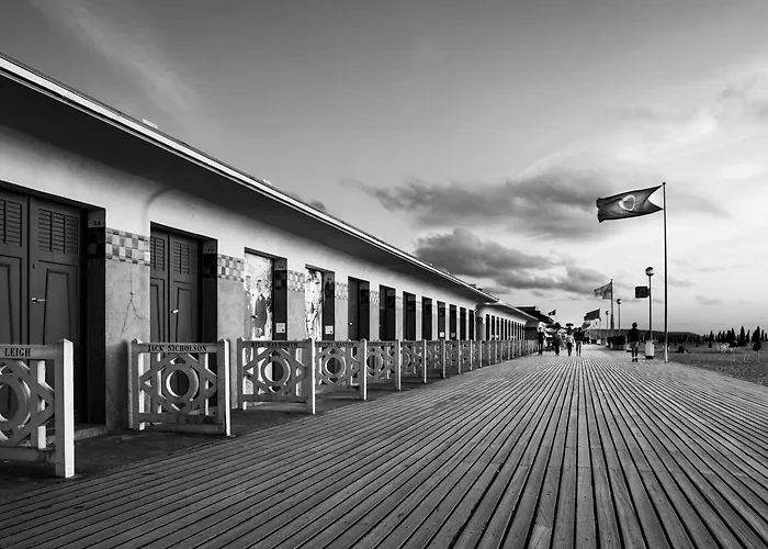 Brit Hôtel Deauville Sud