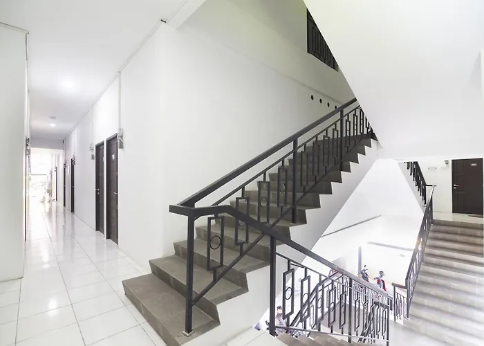 Cattail Guest House Pontianak