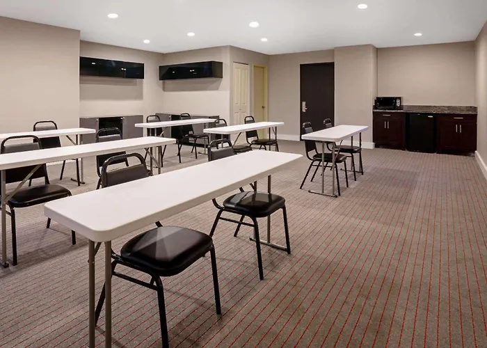 La Quinta By Wyndham Seattle Federal Way
