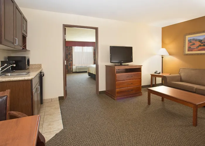 Holiday Inn Express&Suites Trinidad, an IHG Hotel