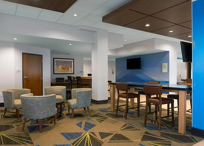 Holiday Inn Express - Lake Park By Ihg