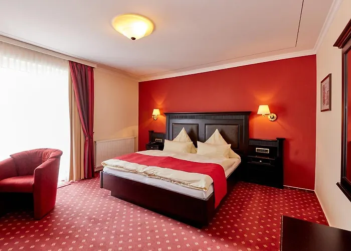 Hotel Sankt Maximilian "Inklusive Parkplatz"