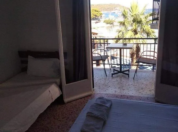 Ammoudia Rooms