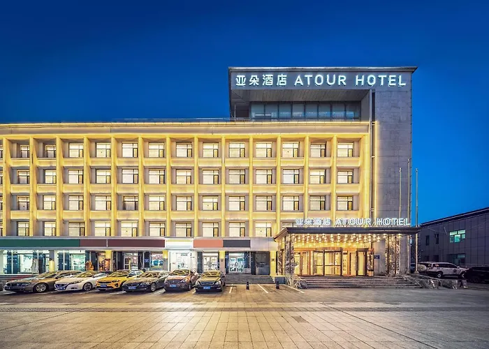 Atour Hotel Urumqi Zhongyinggong South Beijing Road
