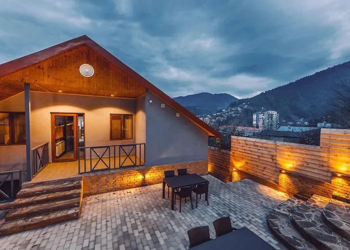 10 Keys Boutique Hotel
