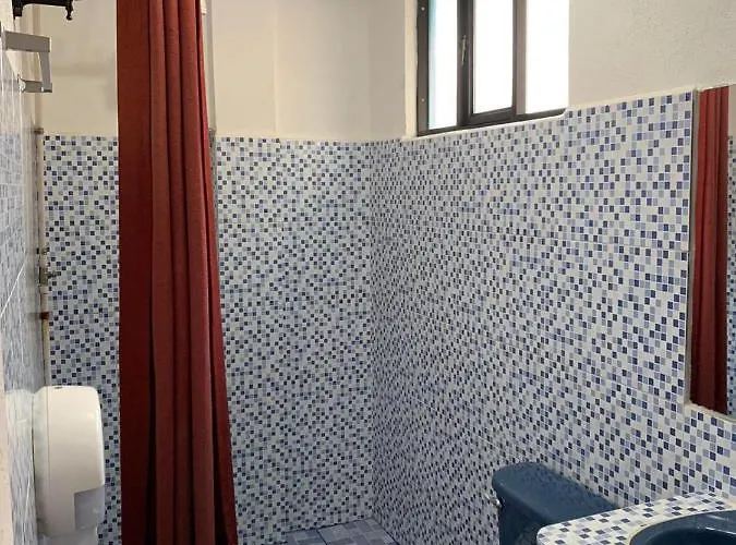 Hotel Villa Del Lago, Gladys