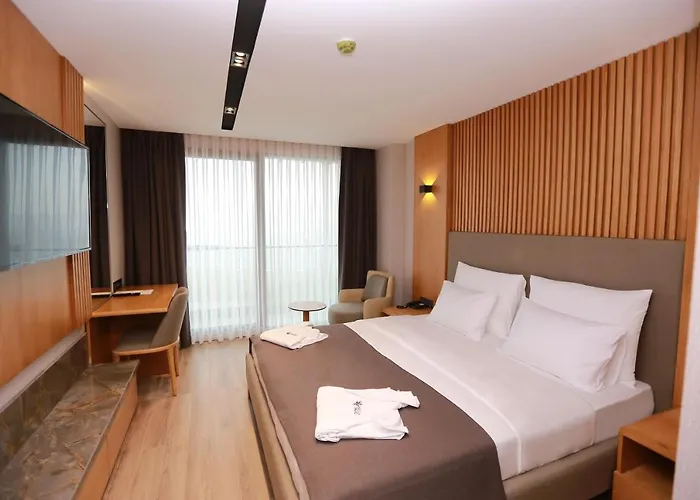 Pikola Otel
