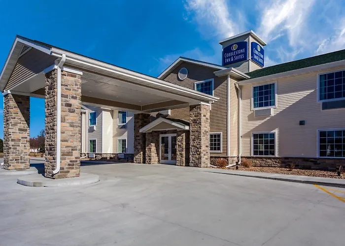Cobblestone Inn & Suites-Fremont