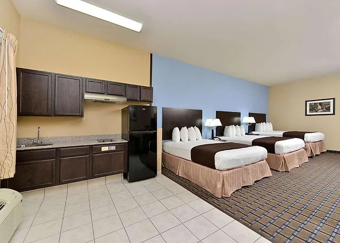 Western Inn & Suites