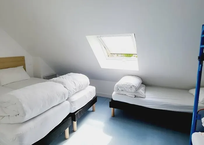 L'Etape du Mont, Family Hostel