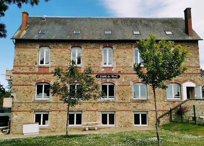 L'Etape du Mont, Family Hostel