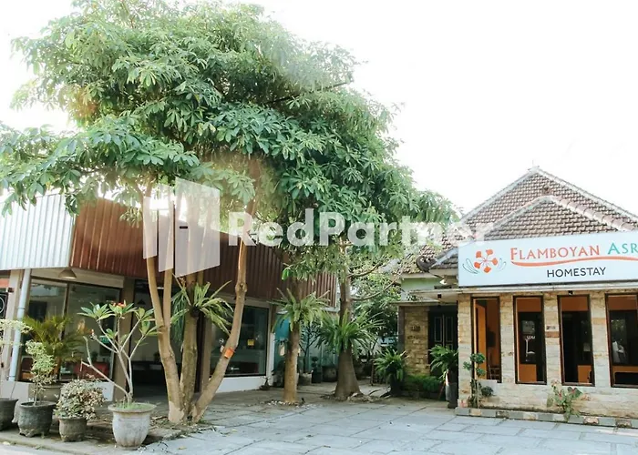 Flamboyan Asri Syariah Mitra Reddoorz Near Kampung Inggris Pare