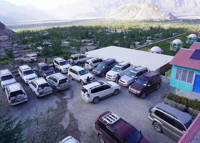 Hotel Mountain Lodge Skardu