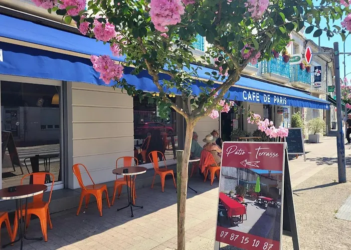 Cafe De Paris