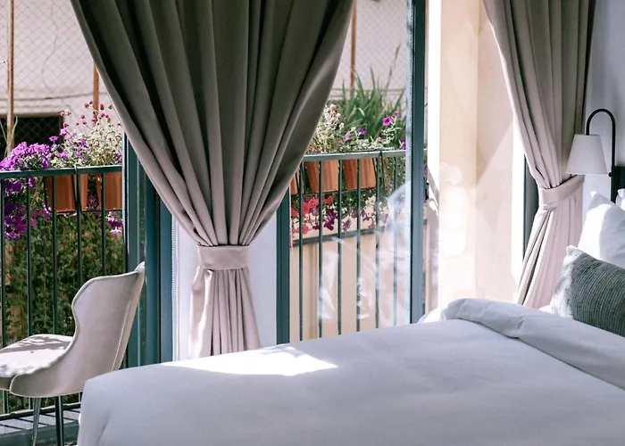 La Chronique Hotel