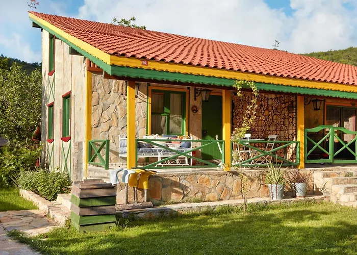 Dachas Cove Hotel