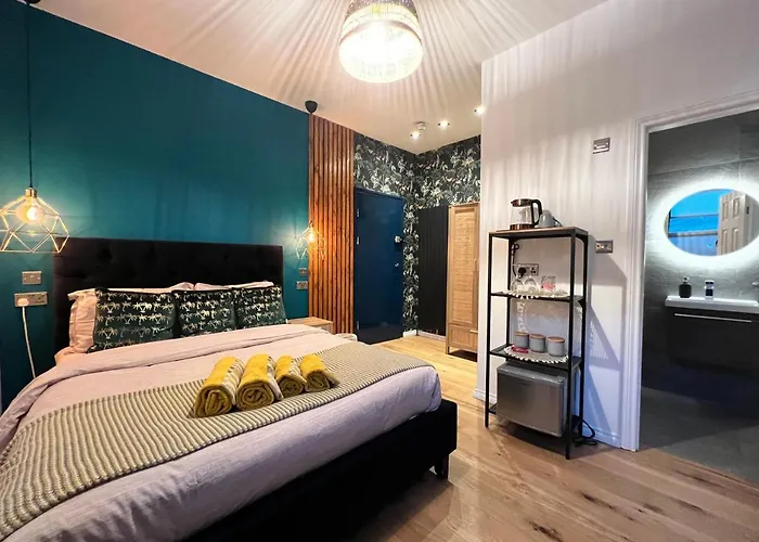 Flamingo Lodge