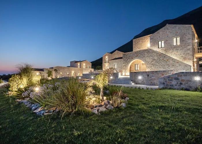 Armantanis Luxury Suites
