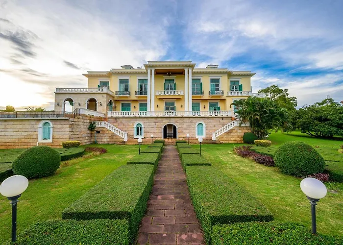 Chateau De Khaoyai Hotel & Resort