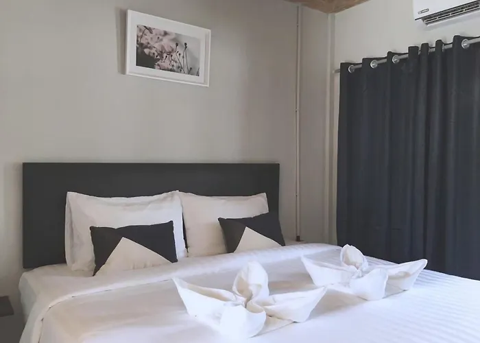 Mook Boonchu Hotel