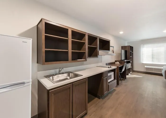 Woodspring Suites Dayton North