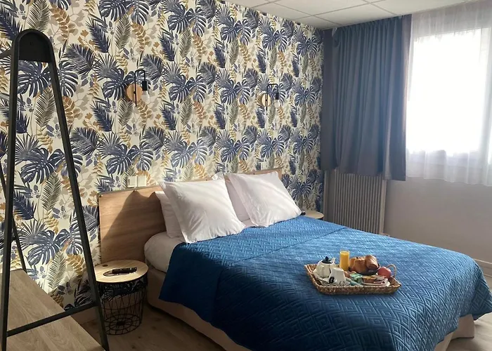 Contact Hotel Foch