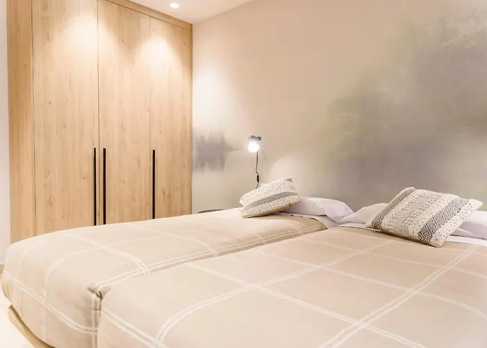 Aparthotel Salburua
