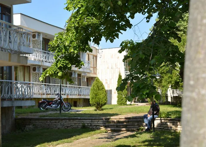Sunshine Pearl Family Hotel
