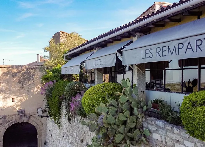 Les Remparts - Venasque