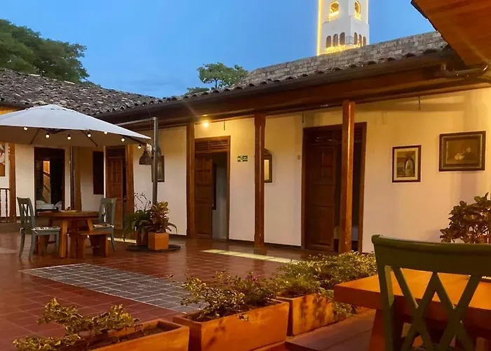 Hotel Colonial Andino - Parque Principal De Pitalito