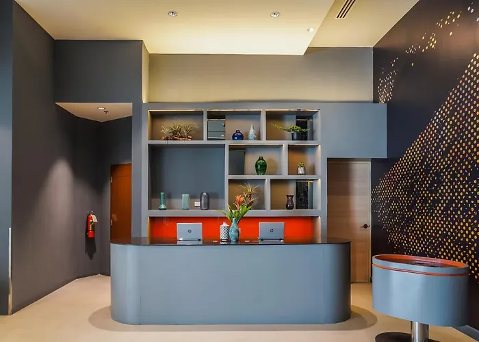 Go Hotels Plus Naga
