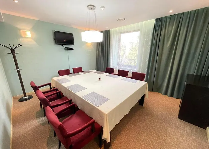 Urgoo Hotel