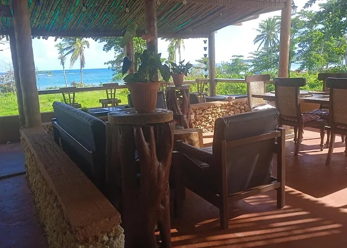Arena Oceanview Hotel & La Terraza Restaurant