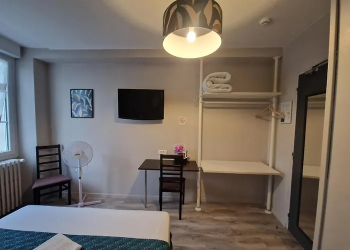Hotel Saint François Précigné Soirée étape sur demande Proche Sablé-sur-Sarthe