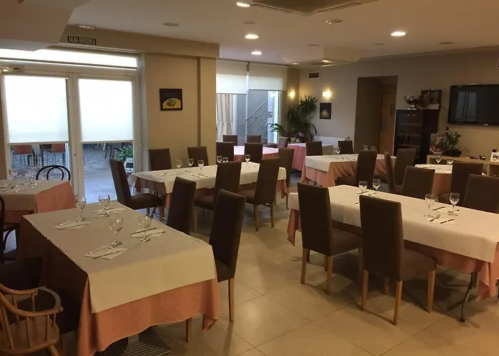 Hostal - Restaurante Asador Esperanza