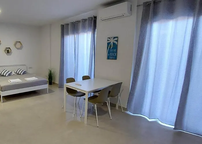 Telhinis Hotel & Apartments