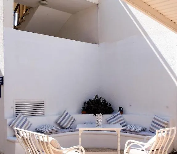 Amore Hotel Apts