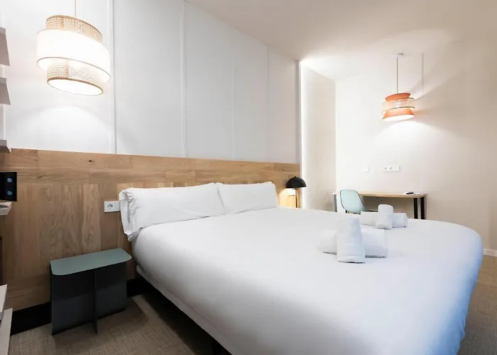 Urbaia Rooms
