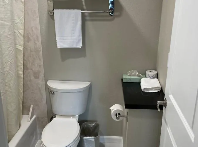 Royal Inn Eugene- Airport