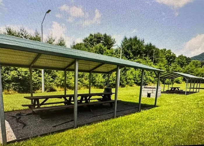 Americas Best Value Inn Canton
