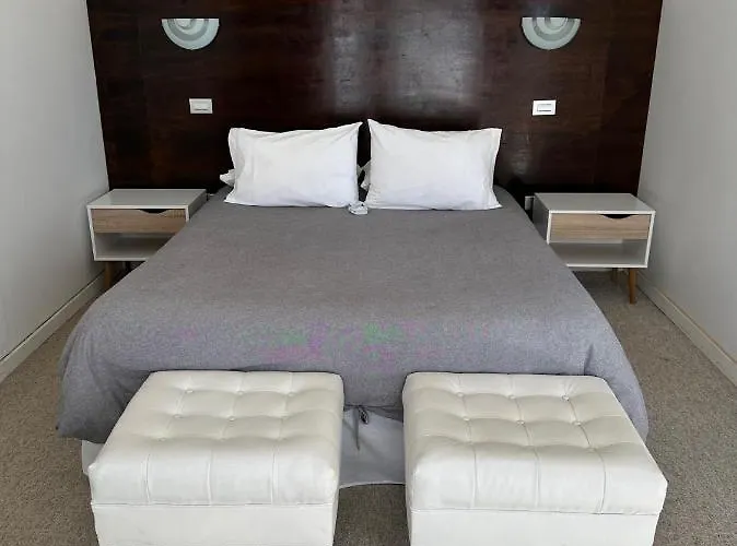 American Hotel