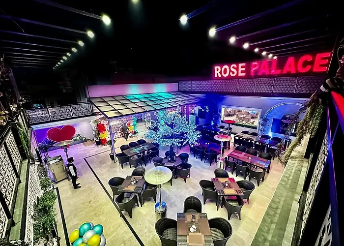 Rose Palace Hotel, Gulberg