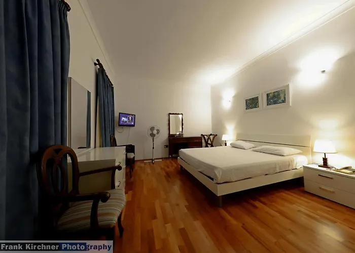 Hotel Castille