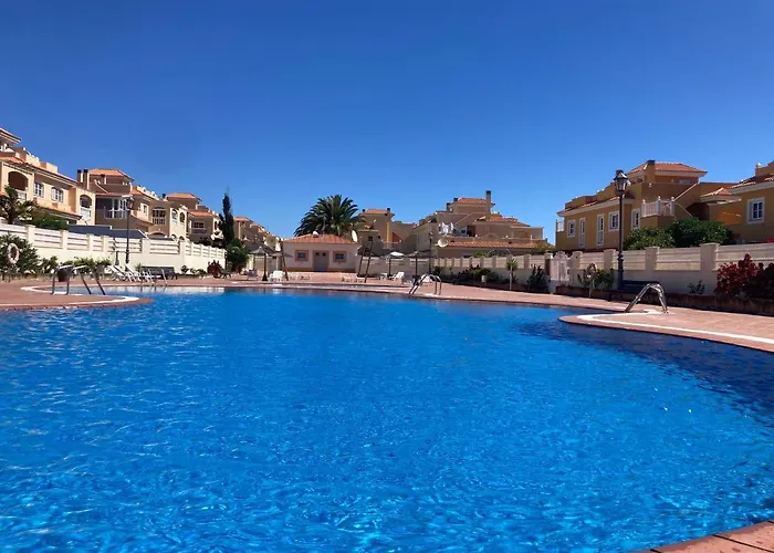 Las Rocas Golf And Sea