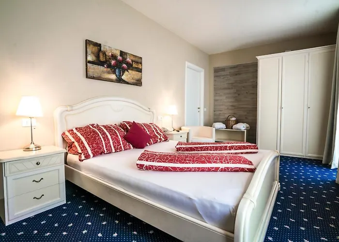 Borgo Dei Poeti Romantik Hotel